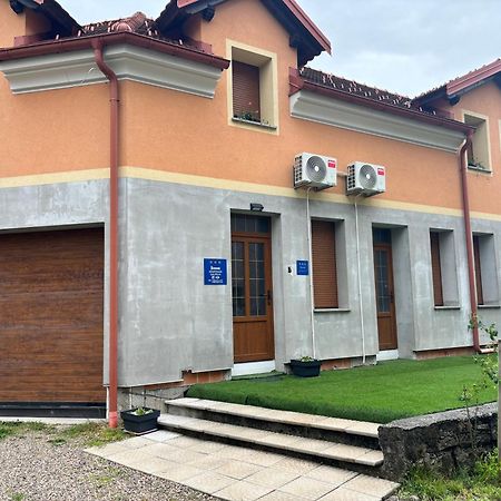 Apartman Galerija Ogulin Ngoại thất bức ảnh