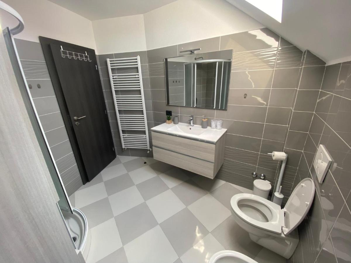 Apartman Galerija Ogulin Ngoại thất bức ảnh